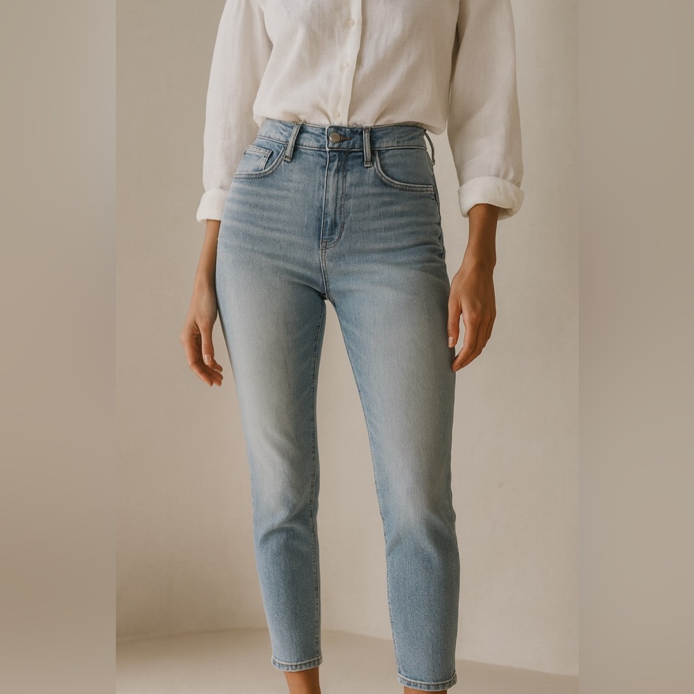 Vigoss Marley Skinny Jeans Light Wash Mid/High Rise Size 31